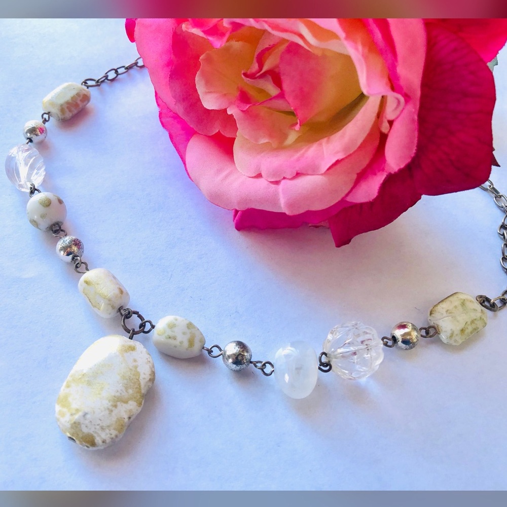Vintage White Stones Necklace